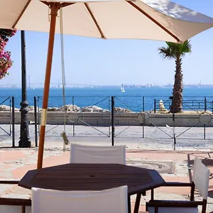https://apartamentos-homing-puerto-sherry.es-andalucia.com