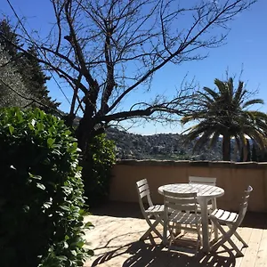 https://residence-lou-naouc-grasse.fr-provencehotel.com